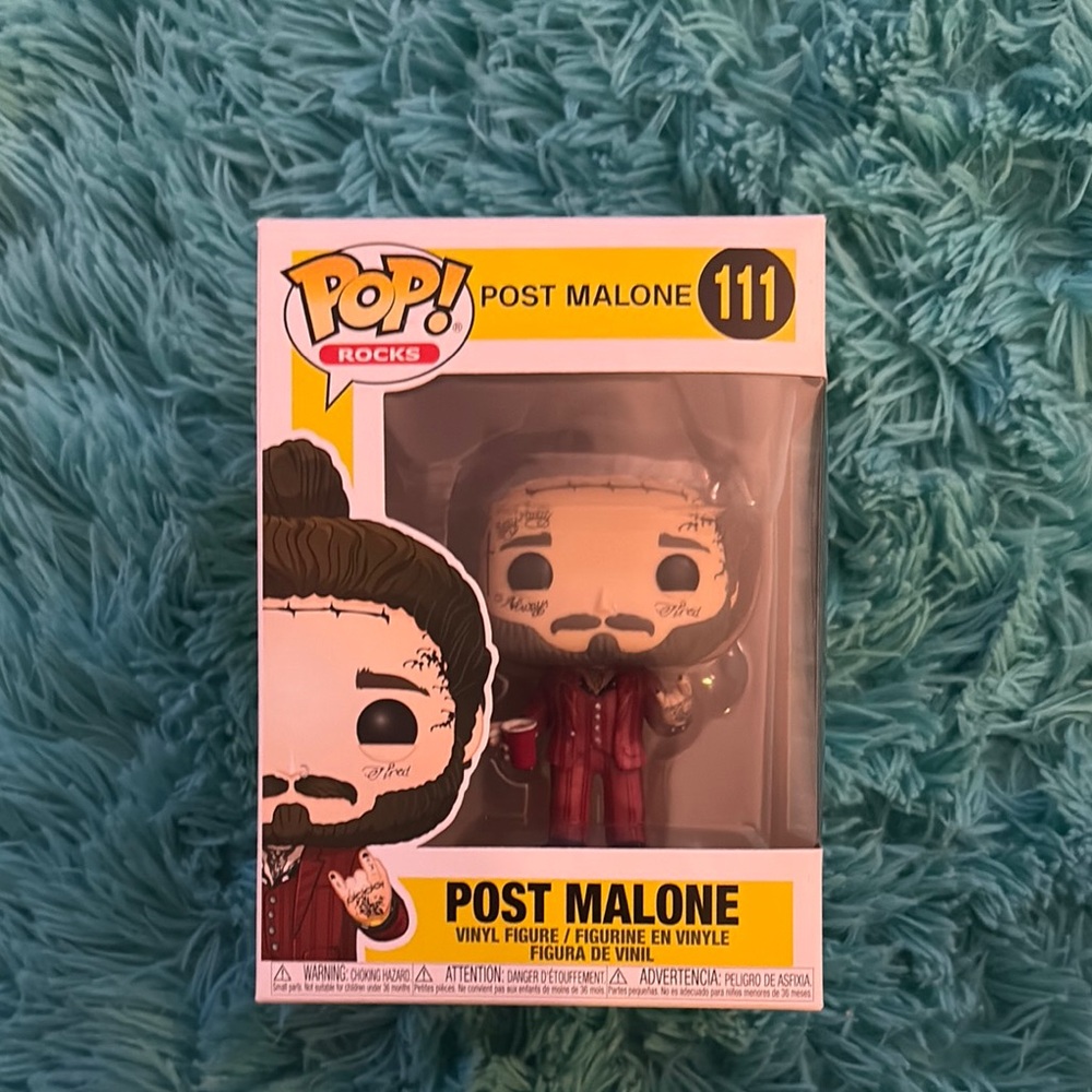 Funko Pop! Rocks Post Malone in Red Suit